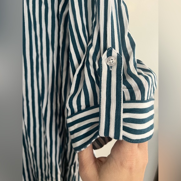 Torrid Cover Up - Picture 3 of 5